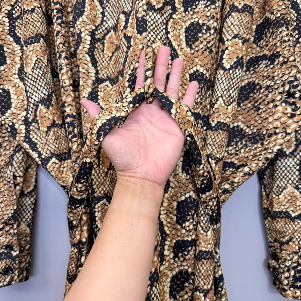 KATE HEWKO Leopard Print Dress size Medium oversized - Picture 7 of 12